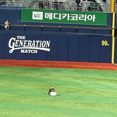 fxxk_ktwiz_love's profile picture. 🥵힘들면 외야에 주저앉아버려~⚾️