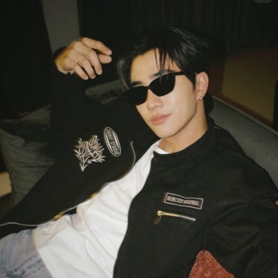 sommaiibokbaek's profile picture. @perthppe @Ppsanta 🖤🤍@Tle_mtm @firstone_wnk 💚🩷
