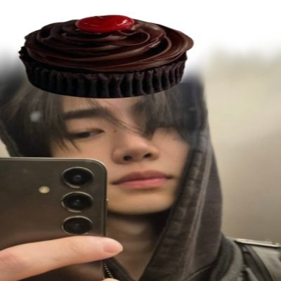 sunsunyuri's profile picture. 