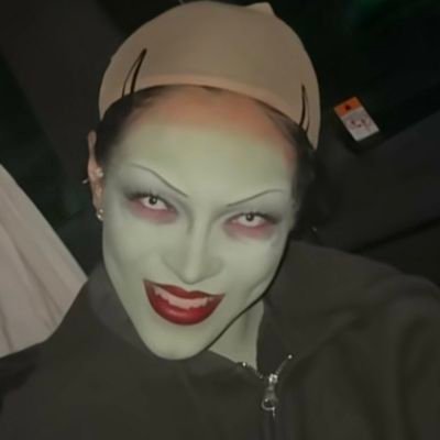 dagwaykugmo's profile picture. MIKBRENT enjoyer bebegirl mo to 👌👈