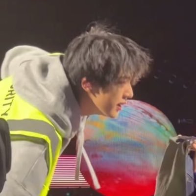 AdmdsnN98910's profile picture. 