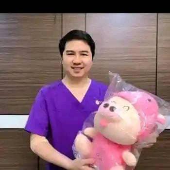 KnottingQ47568's profile picture. from Wuhan china but I was born and brought up in US currently working and living in Ukraine 🏥💊💉