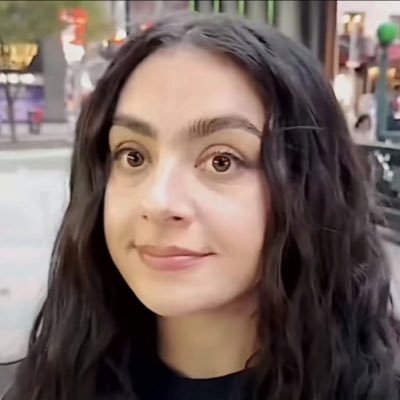 hrtfuvl's profile picture. i do what i want i’m punk rock