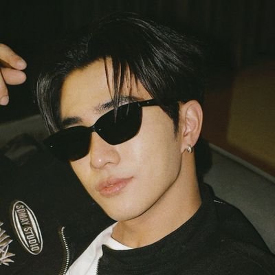 ppesanty's profile picture. “life is free but you are mine”