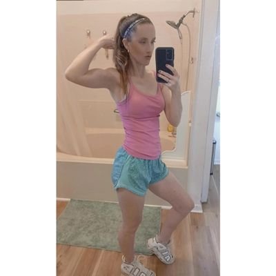 simpliadri089's profile picture. Married mother of 3 👦👧👶
Coach  Educator 👩‍🏫
UTEP ⛏️Analytical Finance grad 📈📊 minor in Paralegal
#BallIsLife 🦅⚽️🏈🏀🏃‍♂️🏃‍♀️