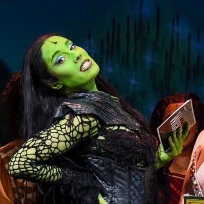 wickedfavs's profile picture. 