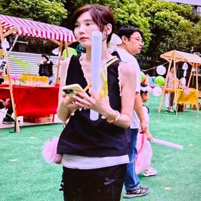 smalld202570972's profile picture. 