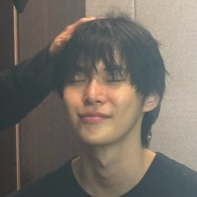 thirtynovam's profile picture. 