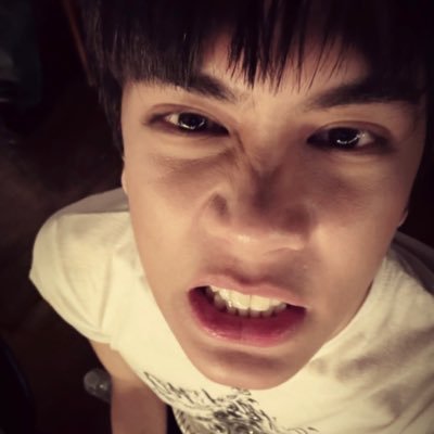 bxbeinthetrap's profile picture. 