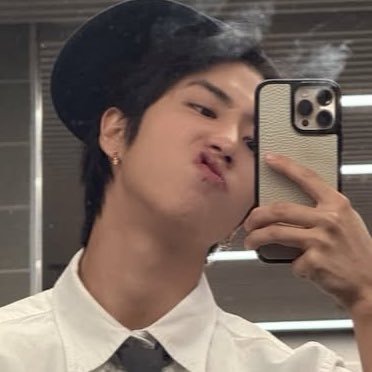 thvtini's profile picture. vessel by twenty one pilots.