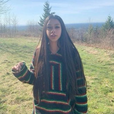 thinwtfs's profile picture. 61.8 | 5’4 | sw: 70