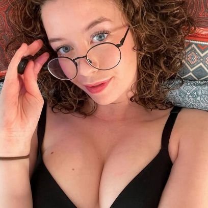 Marybabe121's profile picture. 