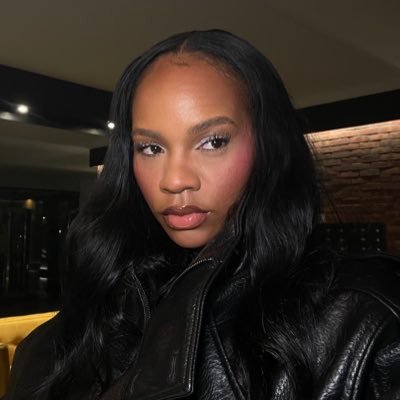 KerstinaRenee_'s profile picture. MULTI HYPHENATED