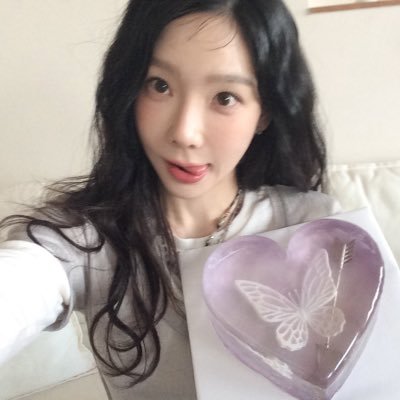 xzplumxz's profile picture. 미디어 잡식자