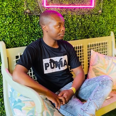 Bhuru_T's profile picture. Patriotic Zimbabwean, Manchester City & Barcelona Fan, & Student of Superior Logic