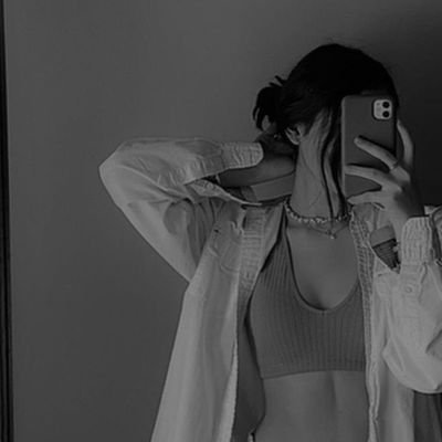 _TanyaMittalFc_'s profile picture. Creating my own sunshine ❤️