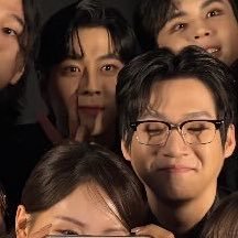 intothis_yard_'s profile picture. 손이 하는 일을 그 입술로 할 수 있게 | 하나, 둘, 셋 | 좋아하는 건 맞잖아, 그럼 됐어, 상관없어, 가자 | 나야, 앨런. | 도와주세요, 제발... | #뜰에_들이다 | #품었뜰 | #봤뜰