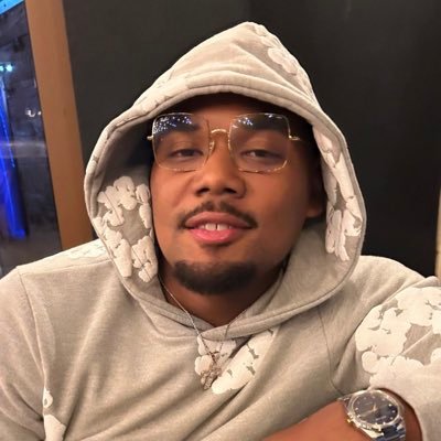 Betwitbizzy's profile picture. I bet on sports + help ppl make money. 🍩🐶✨All plays posted below: ⬇️⬇️⬇️