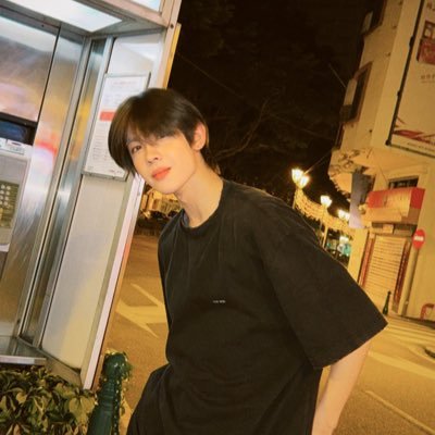 ahchinaw_k's profile picture. บำเพ็ญเพี้ยนing