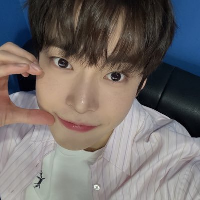 vnrwkrlfqkfk's profile picture. DOYOUNG 【Promise】 ➫ 2025.12.09 6PM (KST)