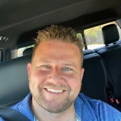 stevethmoas30's profile picture. I am a man who likes to be honest,kind,I love nature,animals,I like sincere people I love my life 💫