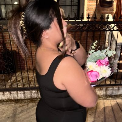 rosyyrozay's profile picture. LFGM