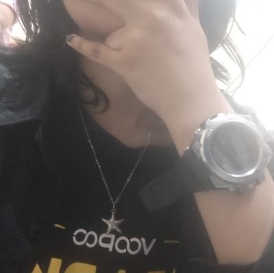 Blackroses1104's profile picture. {She/her}
{INFP}
{Controlled by freaky aliens👽}
{WLW/Lesbians🌈}
{Love listening music, playing games,watching Yuri✨}