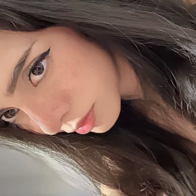 sylunh's profile picture. 𝘐𝘯𝘧𝘭𝘶𝘦𝘯𝘤𝘦𝘳 | 𝘴𝘵𝘳𝘦𝘢𝘮𝘦𝘳 | 𝘤𝘰𝘴𝘱𝘭𝘢𝘺𝘦𝘳 | 𝘨𝘢𝘮𝘦𝘳 ❤︎ 🤍 streams Vie/Sab/Dom 7:00pm