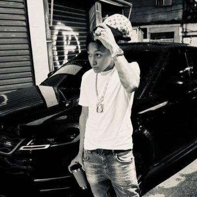 yoonpaozinho's profile picture. https://t.co/ufJsHG9pTP 's girlfriend