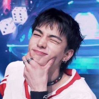 goldenxunicorn's profile picture. {sᴛᴇᴠᴇ’s ᴠᴏɪᴄᴇ} “ɪ’ᴍ ᴊᴜsᴛ ᴀ ᴋɪᴅ ғʀᴏᴍ ʙʀᴏᴏᴋʟʏɴ” {sᴀᴍ's ᴠᴏɪᴄᴇ} “ᴏɴ ʏᴏᴜʀ ʟᴇғᴛ” ―― ⍟ +†+ ⧗ +†+ ϟ ―― (multifɑndom • portuguese fɑn ɑccount) | she/her