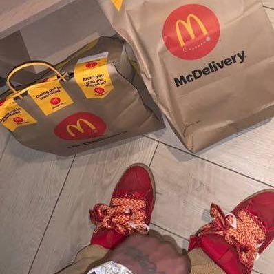 kape1_'s profile picture. 🌪️