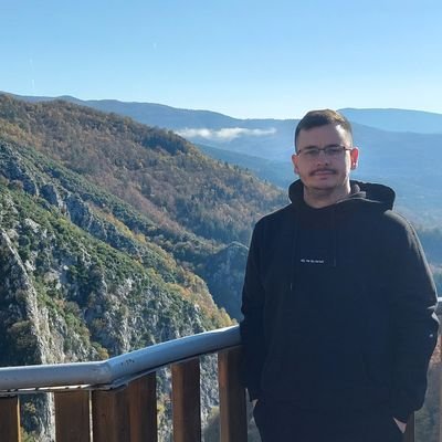 akiffeyzioglu's profile picture. unleash the beast ✈️ | Platform Engineer 💻 🐳 | #LH44 🏎