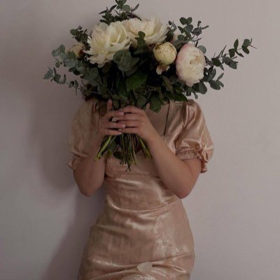 Nje____'s profile picture. حبيبه الورد .. رقيقة القَلب والنيّة