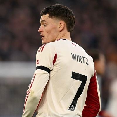 wirtzkitike's profile picture. she don’t believe in shootin' stars
but she believes in shoes and cars | gg stan | lfc | fcb | t1win | hlewin | chicago bulls | ferrari