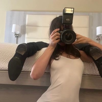 violetsblade's profile picture. lifeless