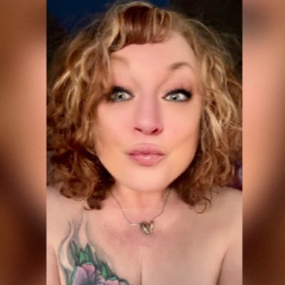 topaz_kell's profile picture. Make me laugh