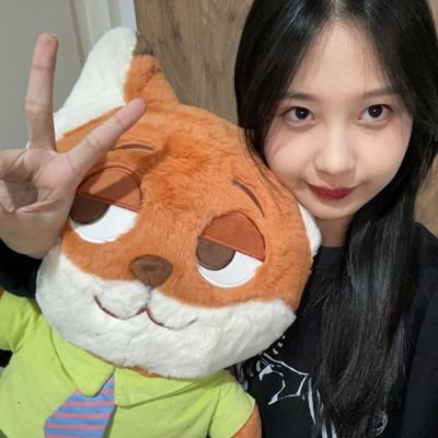 Bayou017's profile picture. Semoga bisa bertahan sehari lebih lama