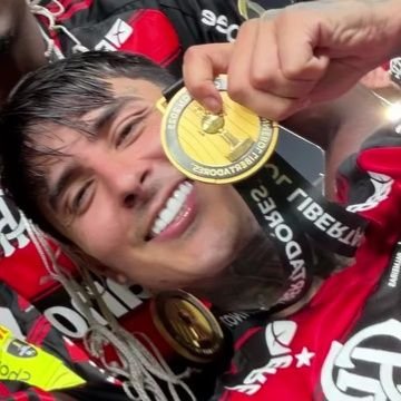 anacrfz's profile picture. futura caloura de nutrição da ufpb | 81.19.22.25 • @flamengo