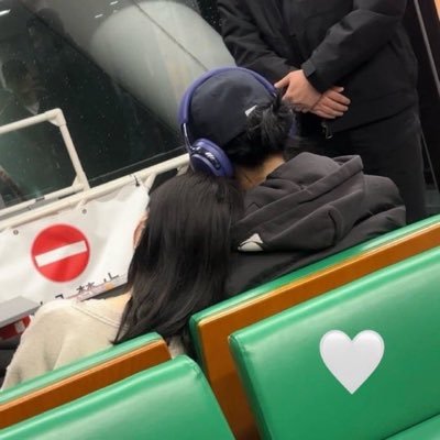 Karwin_is_life's profile picture. 칼윈칼 +@ 구독계