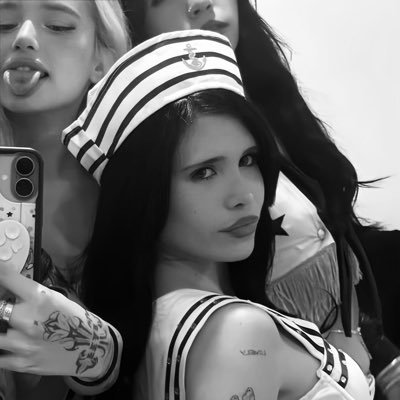 gcslightt's profile picture. 