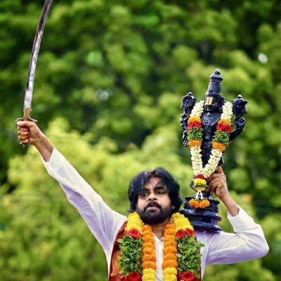 OnlyKalyanFans's profile picture. ఆల్వేస్ పవన్ కళ్యాణ్,రామ్ చరణ్ 💕💕