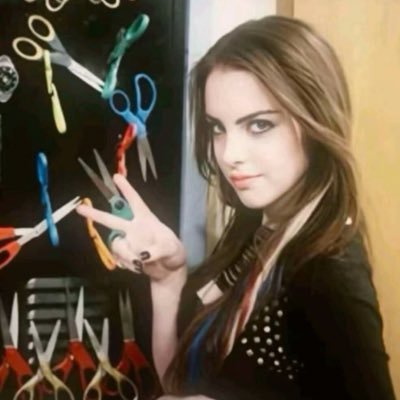 iheartromcoms's profile picture. 