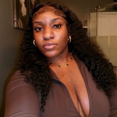 simplytessie_'s profile picture. ig:Simplytessie_ Snapchat:Tessie160 🦋