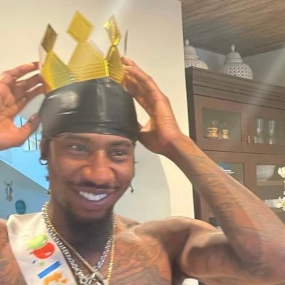 PoppasWorld_'s profile picture. 9" Freaky Fat BOOTY Lover 😈 | BU: @Poppasuniverse 🪐| Straight Curious 🫣 | Meetups💰|https://t.co/ZR4ebD8RzB| 💰:$Poppasmoke624