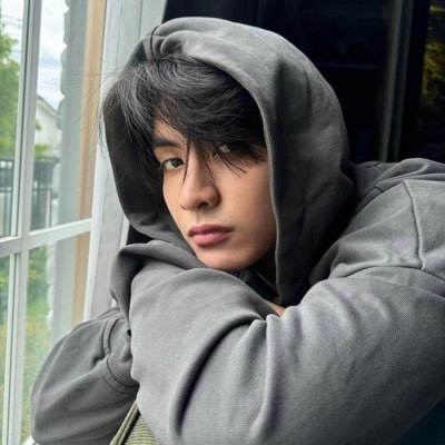 ynxcfjik's profile picture. ⠀⠀⠀You've got a smile that can light up this whole town. ᶻ 𝗓 𐰁 .ᐟ — JD , PST , JMS