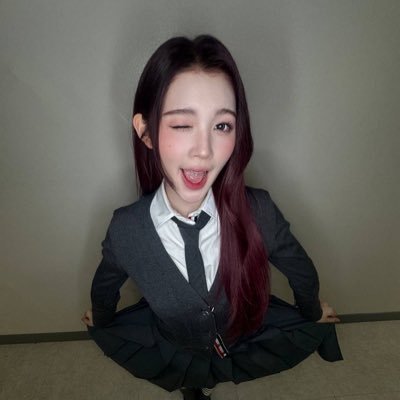 realnyaong's profile picture. I respect you Elon You’re the best person in the world