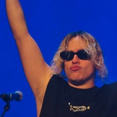 lovesguido's profile picture. deslumbrando camarines de la cruel noche porteña