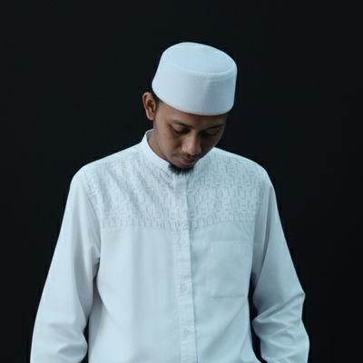 Bintankkuleo's profile picture. || I am Citizen Journalist Sumenep || Cleaner Rumah Allah || Hobi Typo, Gak Usah Protes Nanti Sayang ||