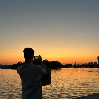 wyjwymk's profile picture. 单身 4i苏州 如果你是御姐型就更好啦