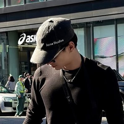 ju18nee's profile picture. ทั้งชีวิตอุทิศให้หมวย